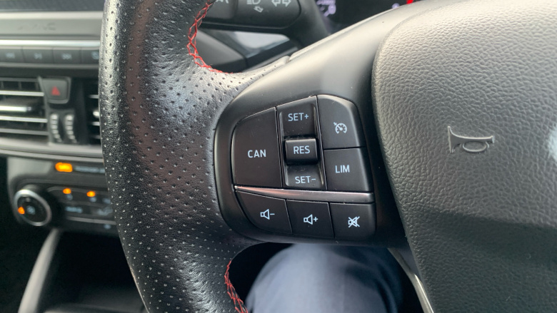 Ford Focus 1.0 EcoBoost 125 ST-Line 5dr Petrol Hatchback